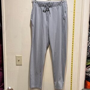 Yogalicious Women's Light Gray Joggers